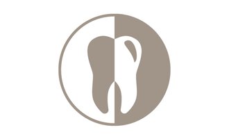 Ein einfaches Logo, das einen Zahn zeigt, geteilt in zwei Farben. Der Zahn ist stilisiert und gehört wahrscheinlich zu einer Zahnarztpraxis oder einer zahnmedizinischen Dienstleistung. | © lippai_zahnicon-22 (1)