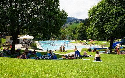 Freibad Schwimmbad Riezlern KWT