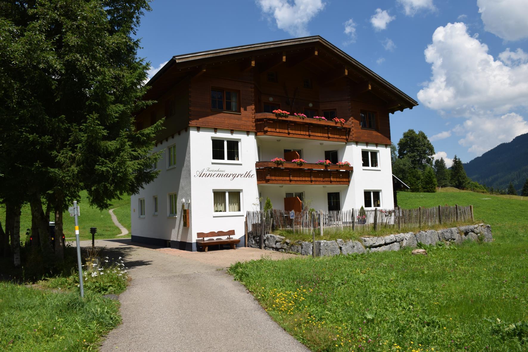 Ferienhaus Annemargrethe Holiday Apartment In Mittelberg