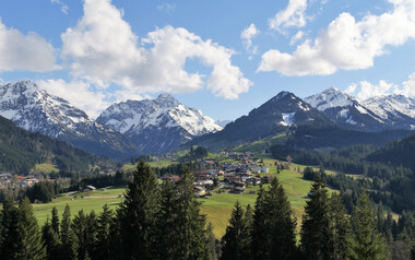 Balkonblick_ Kleinwalsertal | © Reiner Waldhaus