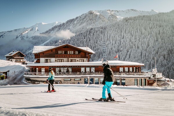 Hotel Birkenhöhe an der Skipiste Parsenn